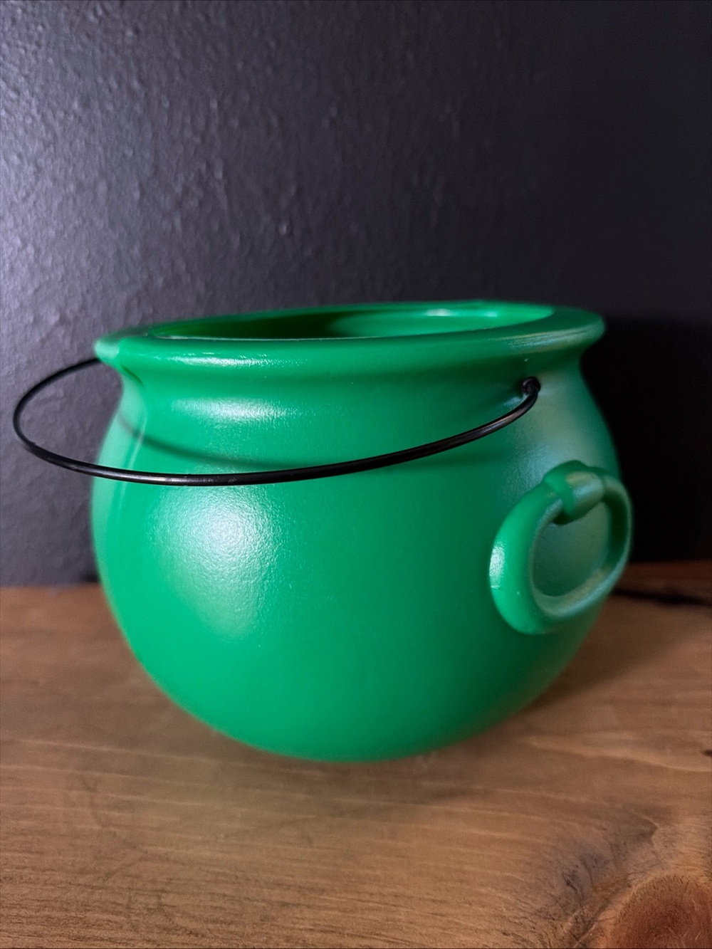 Amscan Witch Halloween Bucket St Patricks Day Green Cauldron Blow Mold